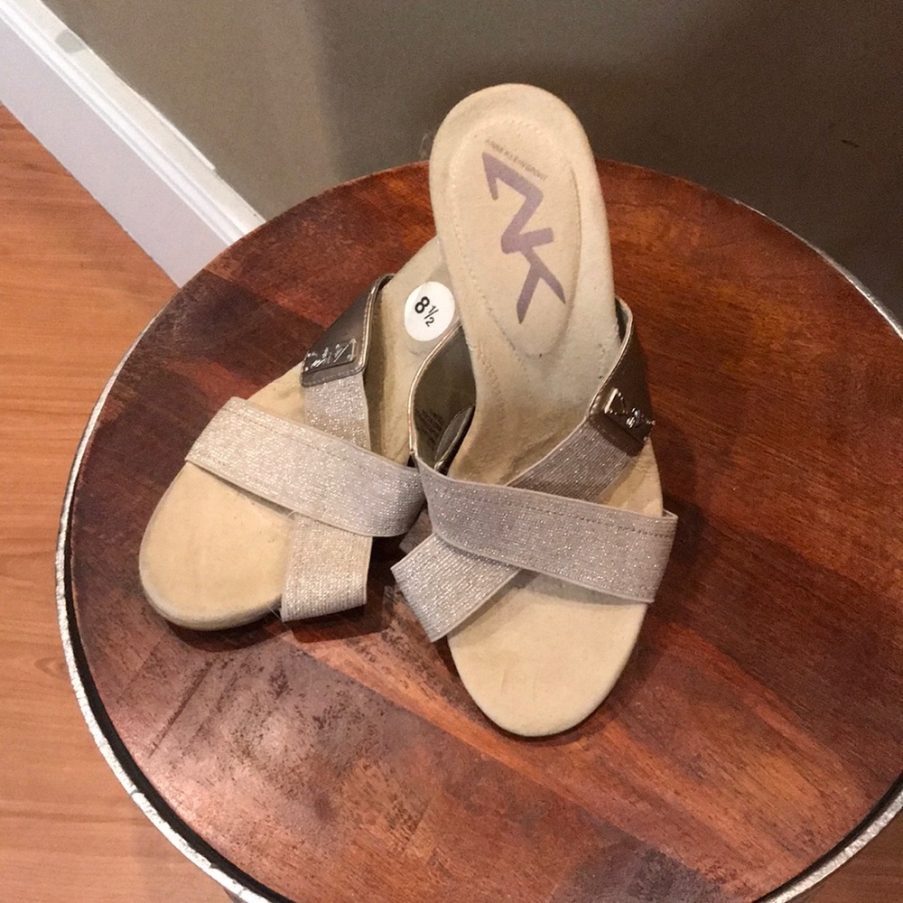 Casual Gold sandals🌾